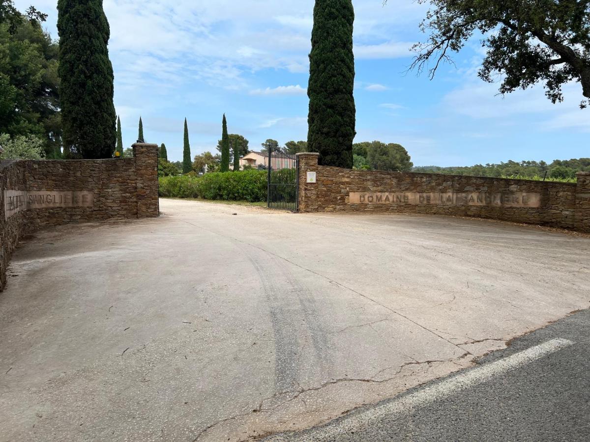 Appartement Unique Dans Le Domaine De La Sangliere Bormes-les-Mimosas Exterior photo